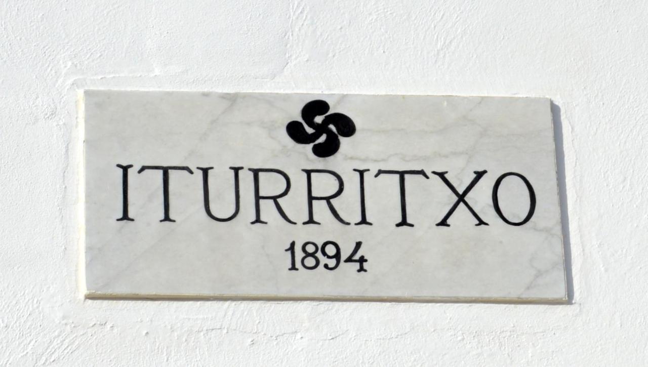 Гостевой дом Iturritxo Landetxea Сан-Себастьян Экстерьер фото